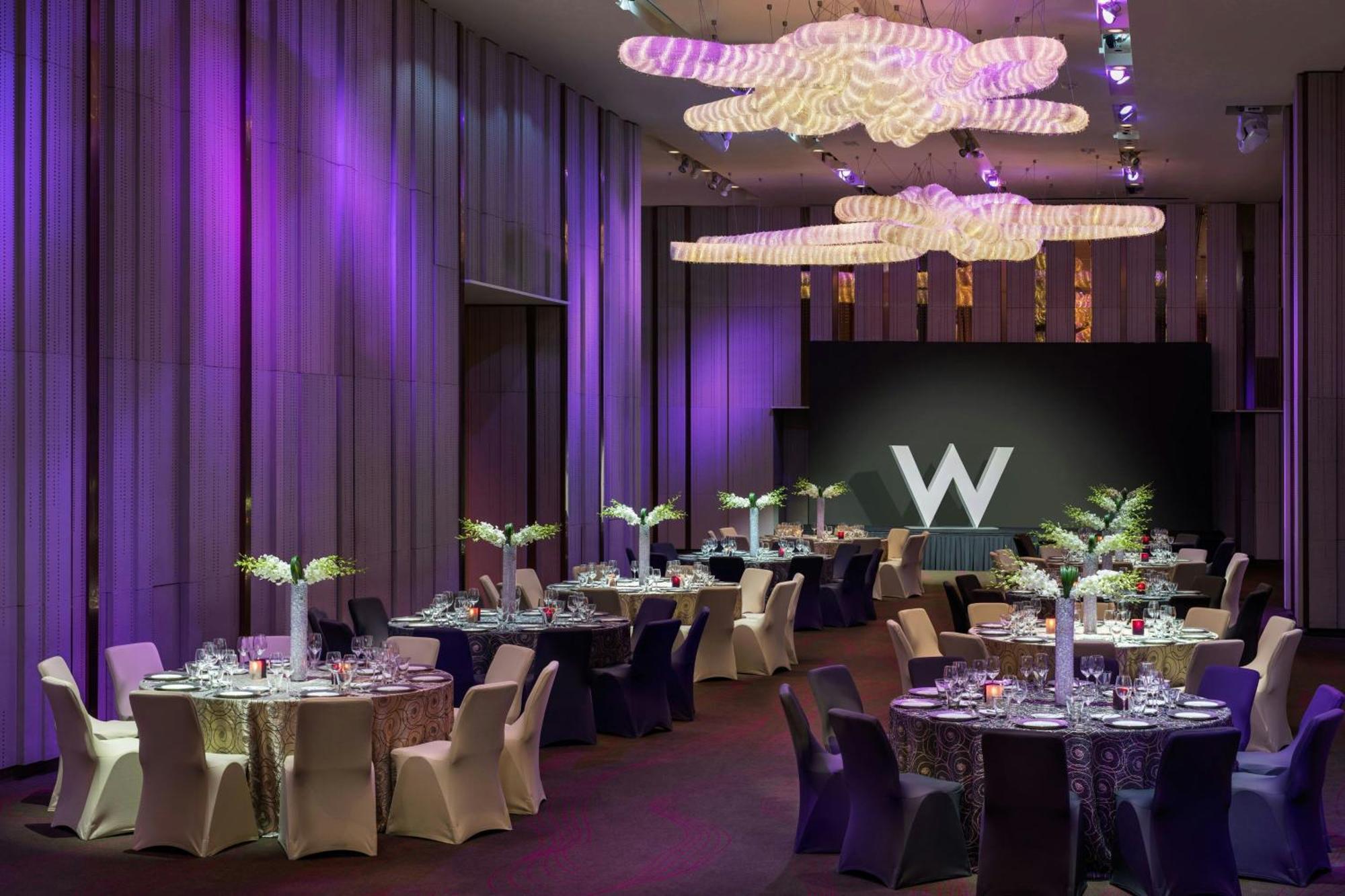 W Hong Kong Hotel Exterior photo