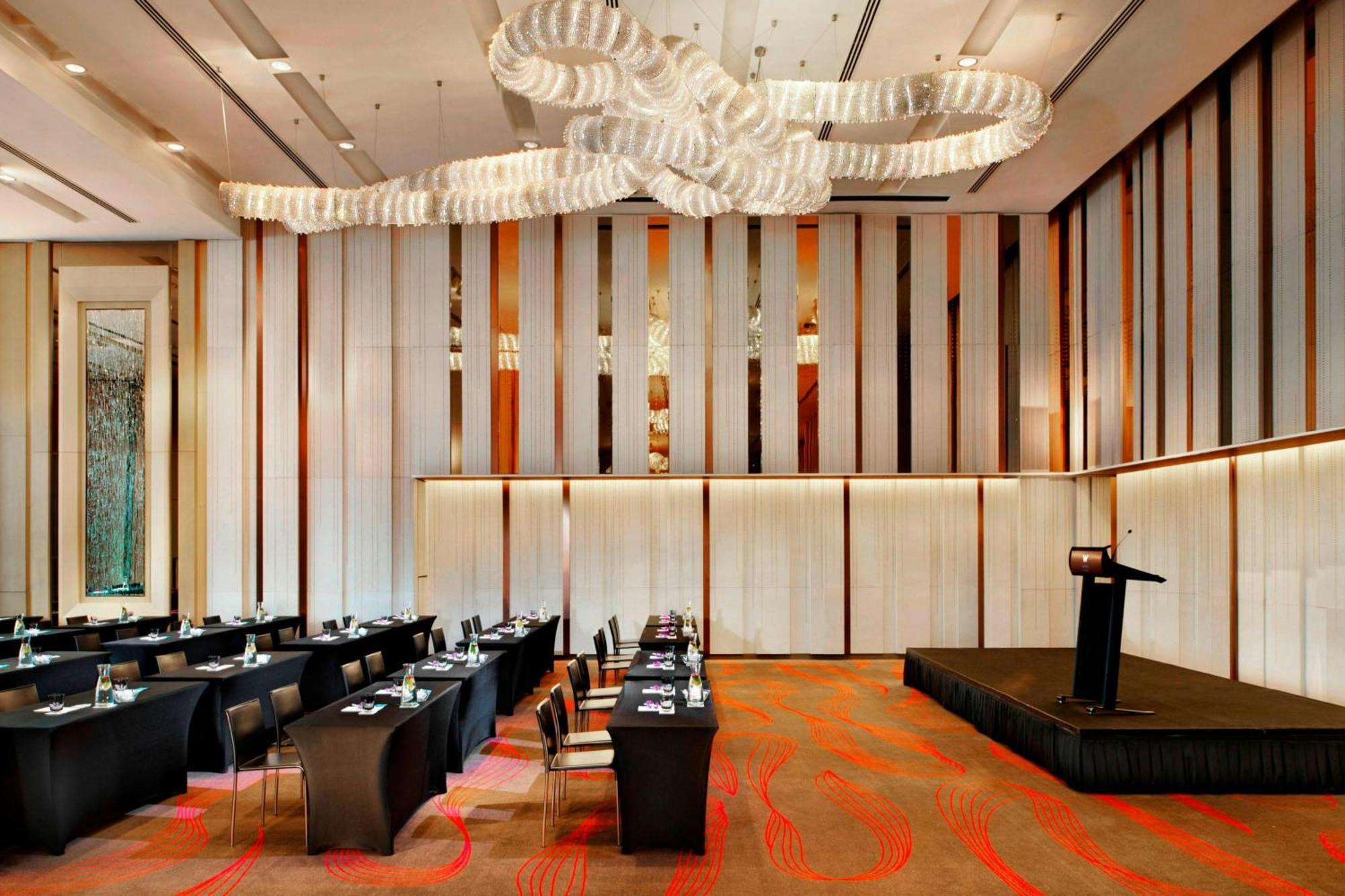 W Hong Kong Hotel Exterior photo