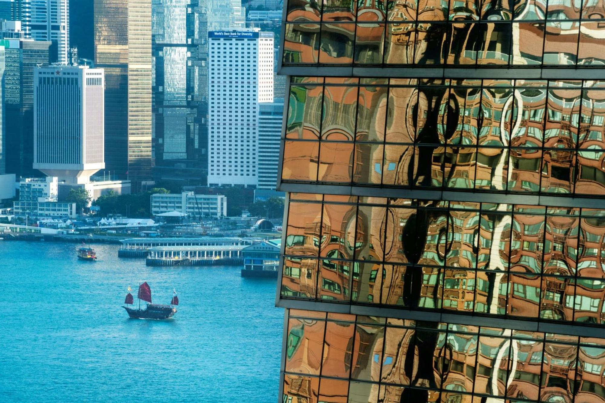 W Hong Kong Hotel Exterior photo
